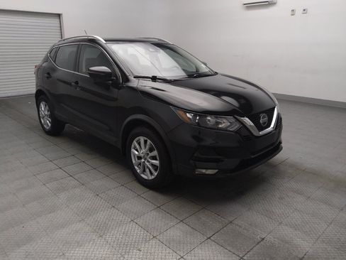 Used 2021 Nissan Rogue Sport SV w/ Technology Package FWD image 13