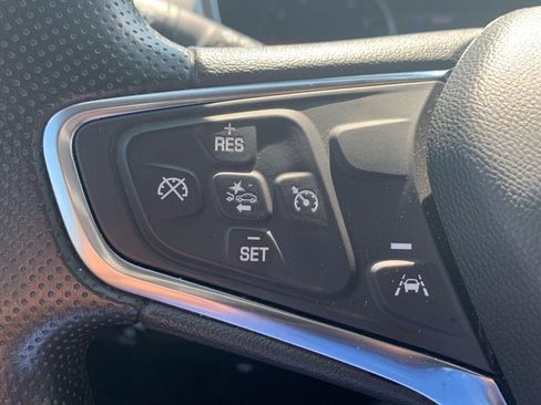 Used 2024 Chevrolet Equinox LS w/ LS Convenience Package FWD image 11
