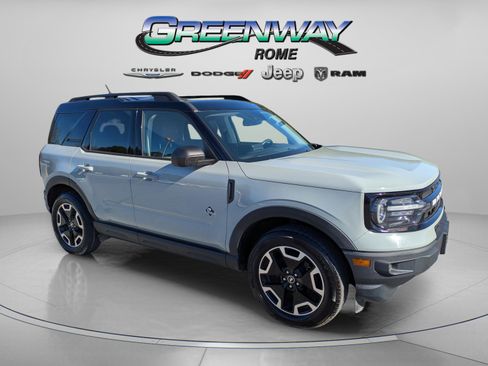 Used 2021 Ford Bronco Sport Outer Banks w/ Outer Banks Package (96D) image 1