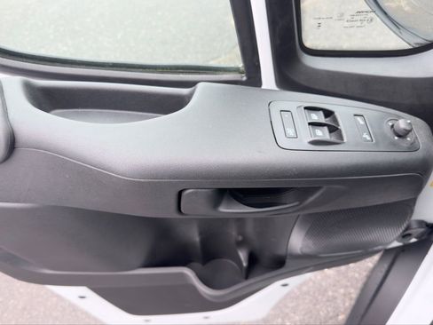 Used 2025 RAM ProMaster 3500 w/ Quick Order Package 22G SLT image 11