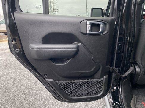 Certified 2022 Jeep Gladiator Rubicon w/ Trailer Tow Package image 37