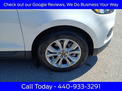 Used 2023 Ford Edge Titanium w/ Class II Trailer Tow Package AWD/4WD image 13