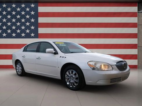 Used 2009 Buick Lucerne CXL w/ Driver Confidence Package image 7