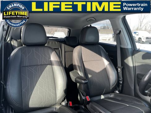 Certified 2022 Chevrolet Trax LT w/ Redline Edition image 35