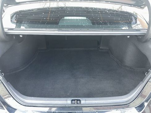 Used 2021 Toyota Camry XLE image 19