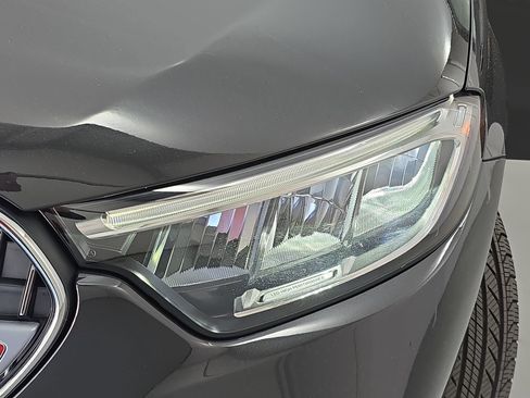 Certified 2026 Mercedes-Benz GLC 300 4MATIC image 32