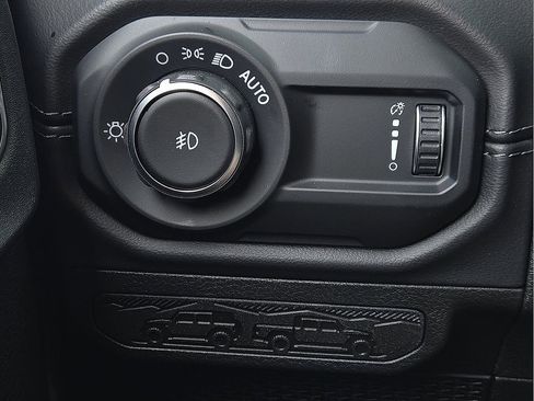 New 2025 Jeep Wrangler Unlimited Rubicon image 18