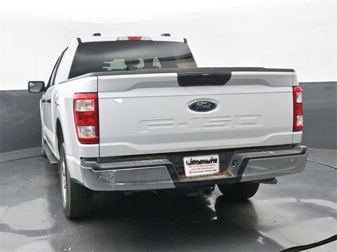 Used 2022 Ford F150 XL w/ Trailer Tow Package image 4