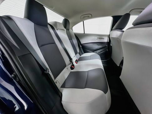 Used 2025 Toyota Corolla LE FWD image 22