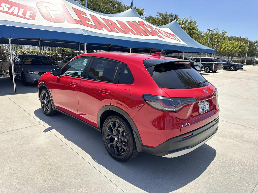 Certified 2025 Honda HR-V Sport image 27