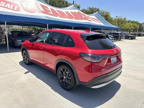 Certified 2025 Honda HR-V Sport image 27