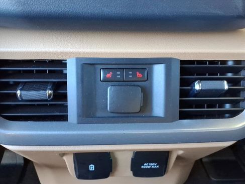 Certified 2022 Ford F150 Lariat w/ Equipment Group 502A High image 13