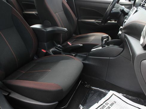Used 2020 Nissan Versa SR FWD image 26