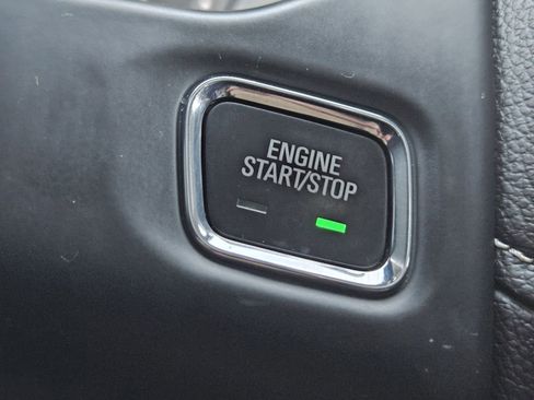 Certified 2023 GMC Acadia SLE w/ Driver Convenience Package image 24