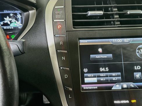 Used 2016 Lincoln MKZ Hybrid FWD image 24
