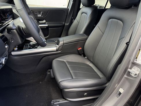 New 2026 Mercedes-Benz GLA 250 image 13