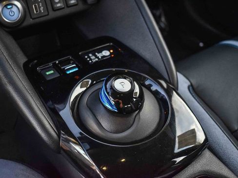 Used 2020 Nissan Leaf SL Plus w/ Protection Package image 19