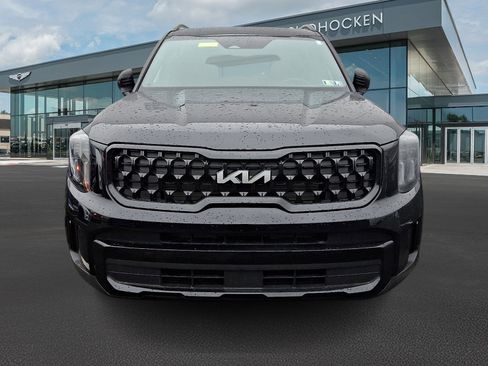 Used 2024 Kia Telluride EX X-Line image 3
