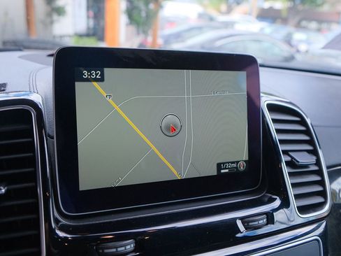 Used 2017 Mercedes-Benz GLS 450 4MATIC w/ Premium Package image 23