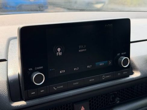 Used 2024 Honda CR-V Sport image 25