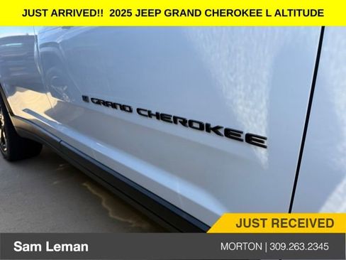 New 2025 Jeep Grand Cherokee L Altitude image 5