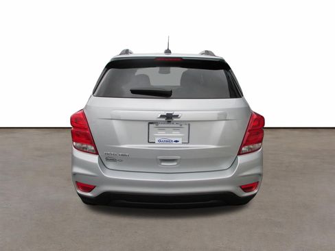 Used 2022 Chevrolet Trax LT w/ Sport Edition image 4