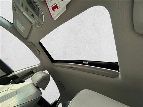 Used 2017 Hyundai Sonata Limited w/ Ultimate Package 04 image 17