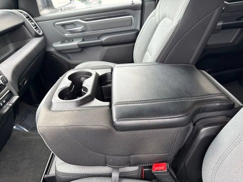 Used 2022 RAM 1500 Big Horn AWD/4WD image 37