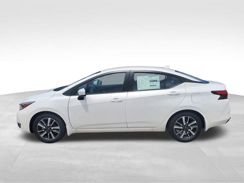 New 2025 Nissan Versa SV w/ Trunk Package image 3
