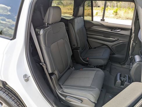 New 2026 Jeep Grand Cherokee L 2WD image 47