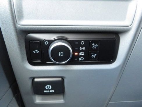 Used 2024 Ford F150 XLT w/ Mobile Office Package image 24