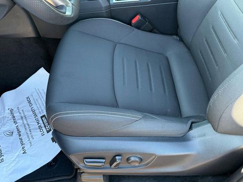 Used 2024 Toyota Tacoma TRD Sport image 16