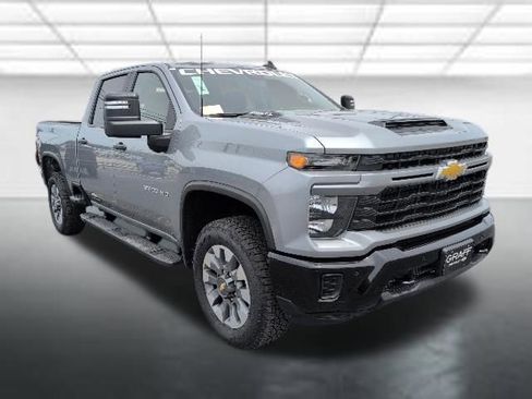 New 2026 Chevrolet Silverado 2500 Custom w/ Custom Value Package AWD/4WD image 1