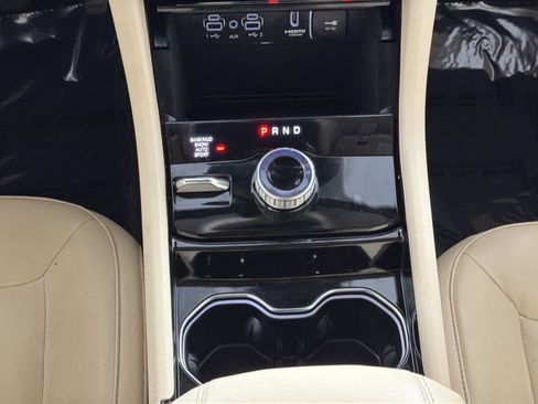 Used 2022 Jeep Grand Cherokee L Limited image 22