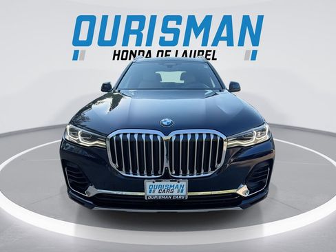 Used 2022 BMW X7 xDrive40i w/ Executive Package AWD/4WD image 3
