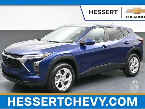 Used 2024 Chevrolet Trax LS w/ LS Convenience Package FWD image 1