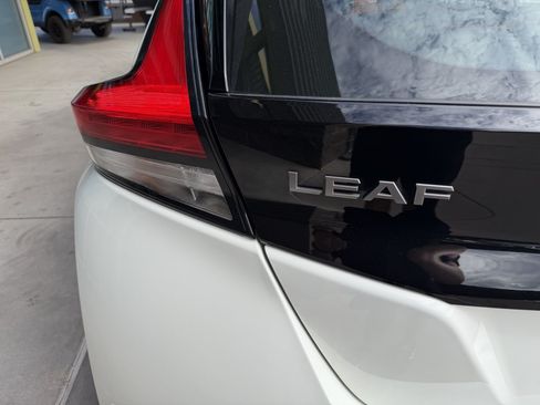 Used 2025 Nissan Leaf S FWD image 14
