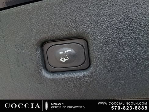 Certified 2023 Lincoln Nautilus AWD image 29
