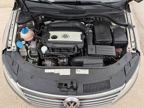 Used 2013 Volkswagen CC Sport FWD image 27