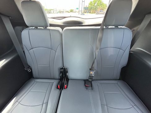 Used 2023 Buick Enclave Essence w/ Sport Touring Edition FWD image 30