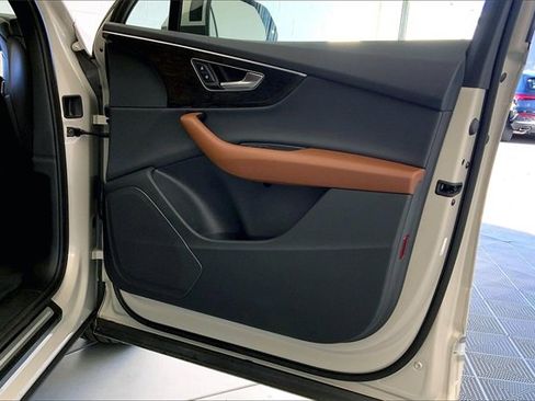 Certified 2023 Audi Q7 2.0T Premium w/ Convenience Package image 24