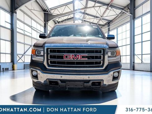 Used 2014 GMC Sierra 1500 SLT w/ SLT Preferred Package AWD/4WD image 25