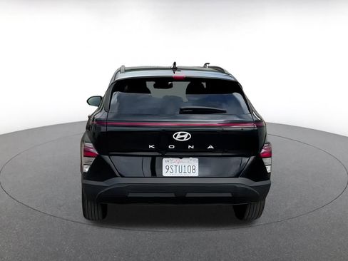Used 2025 Hyundai Kona SEL image 14