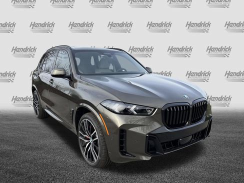 Used 2026 BMW X5 xDrive40i w/ M Sport Package AWD/4WD image 2