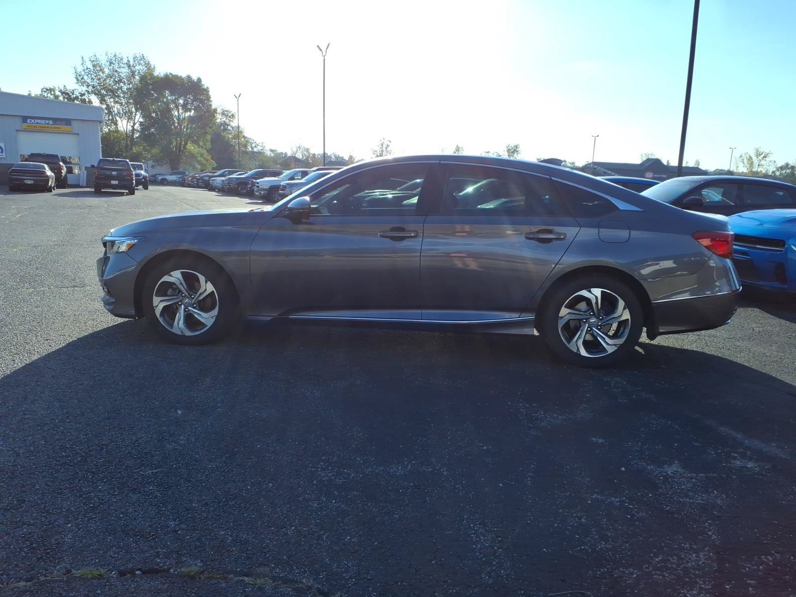 Used 2018 Honda Accord EX-L image 4