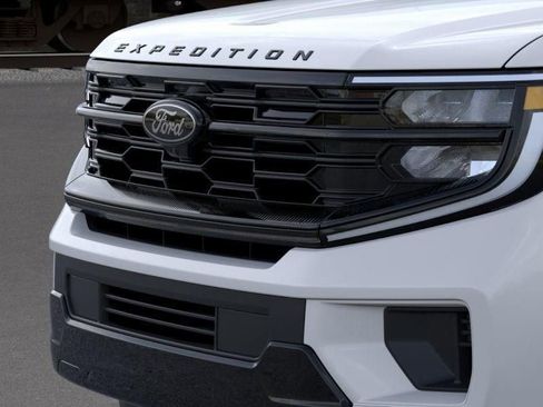 New 2026 Ford Expedition Platinum AWD/4WD image 17