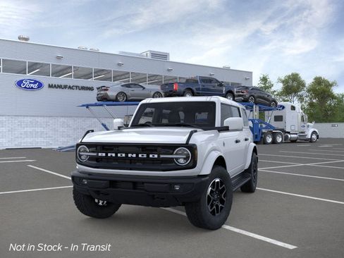 New 2026 Ford Bronco Outer Banks AWD/4WD image 2
