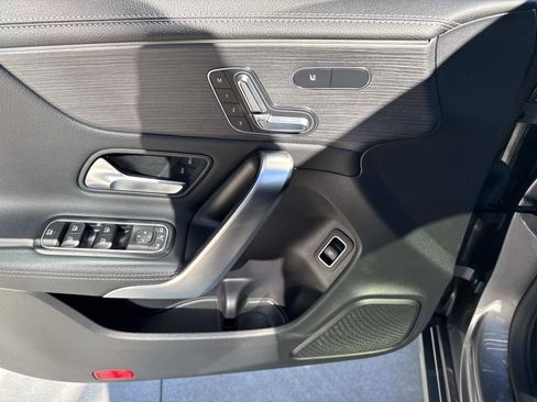 Used 2024 Mercedes-Benz CLA 250 4MATIC image 17