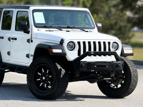 Used 2018 Jeep Wrangler Unlimited Sport S AWD/4WD image 46