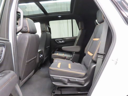 Used 2024 GMC Yukon AT4 image 11